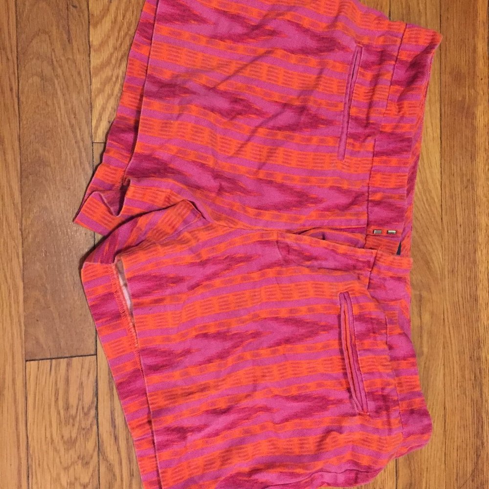 Gap size 6 shorts